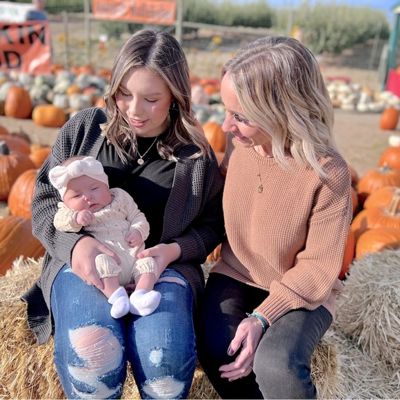 Meet your Posher, Sarah - Picture 1 of 1